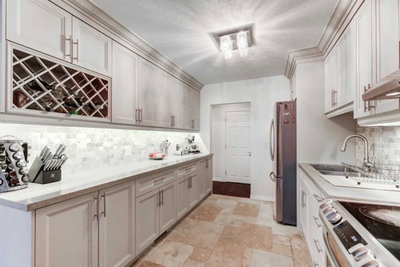 Townhouse sold at 51-4345 Bloor Street, Toronto, Ontario, M9C2A4 - Markland Wood - MLS: W4612525