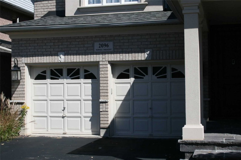 2096 Newell Cres, Burlington, L7L7C2 | Image 2