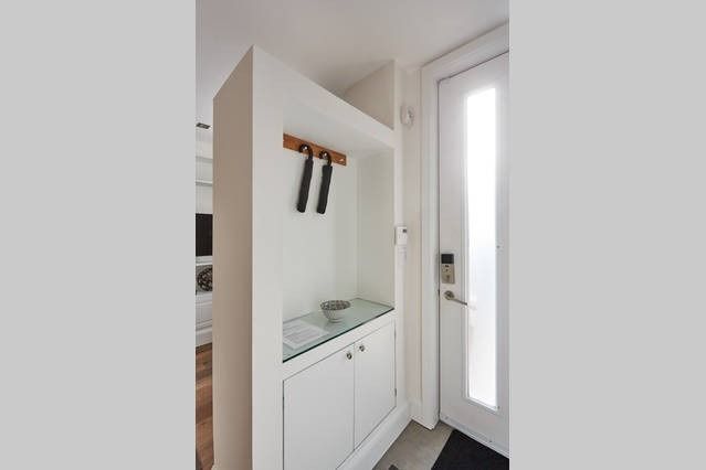 14 Marion St, Toronto, M6R1E5 | Image 2