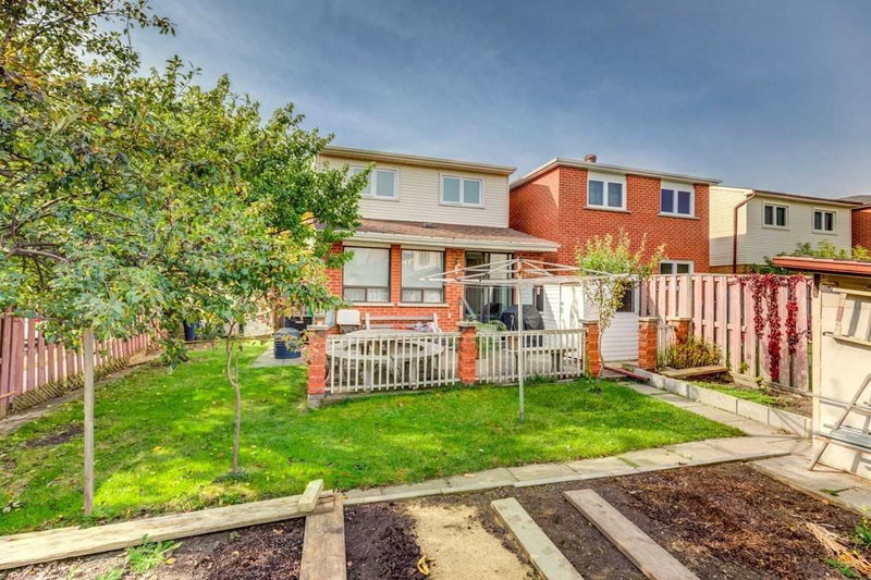 4313 Lee Dr, Mississauga, L4W4A9 | Image 3