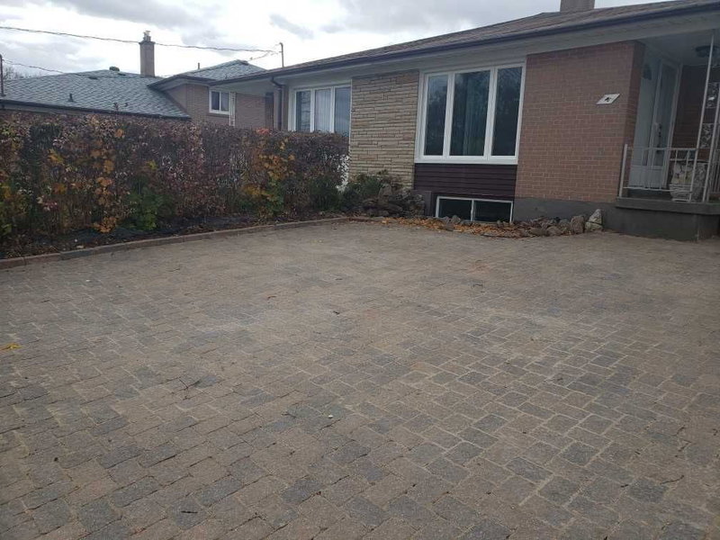 16 Gambello Cres, Toronto, M3J1W3 | Image 2