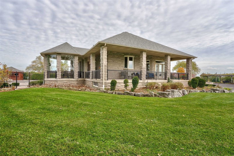 5431 Appleby Line, Burlington, L7M0P3 | Image 2