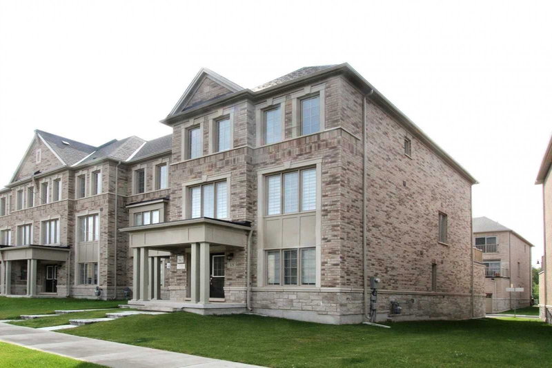 15 Temple Manor Rd, Brampton, L6Y6C4 | Image 2