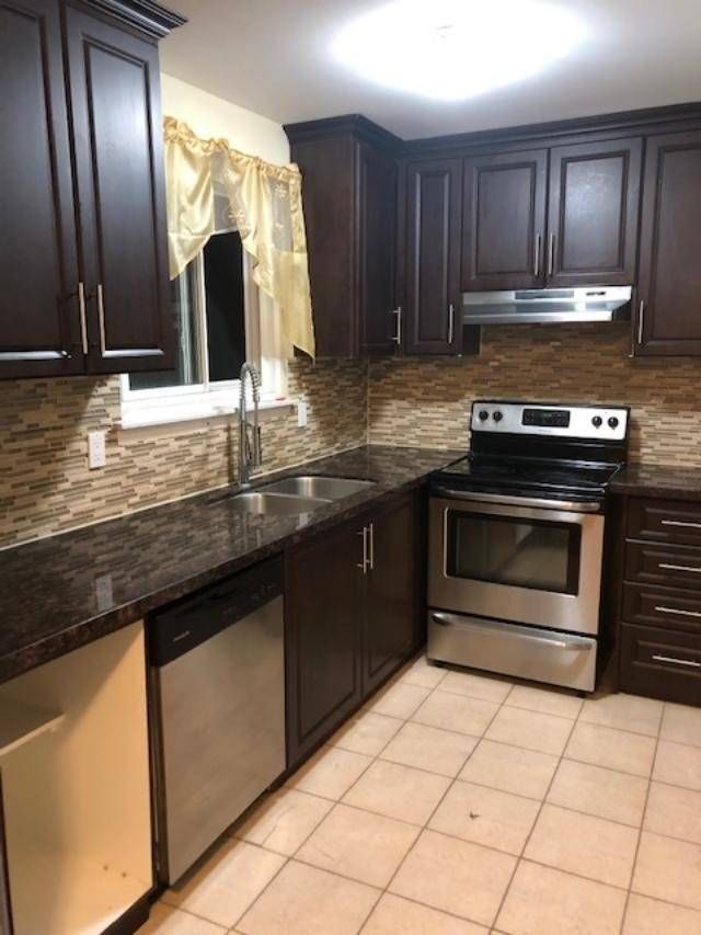 7761 Anaka Dr, Mississauga, L4T3H8 | Image 3