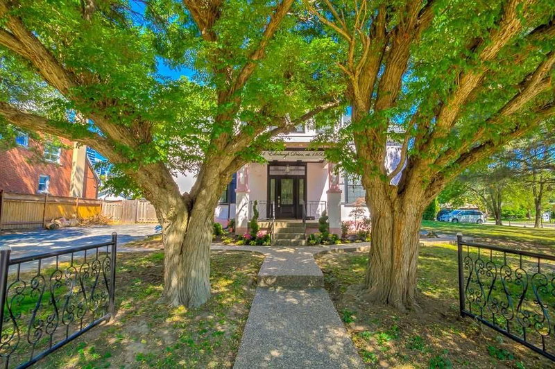 4 - 2014 Edinburgh Dr, Burlington, L7R2C9 | Image 2