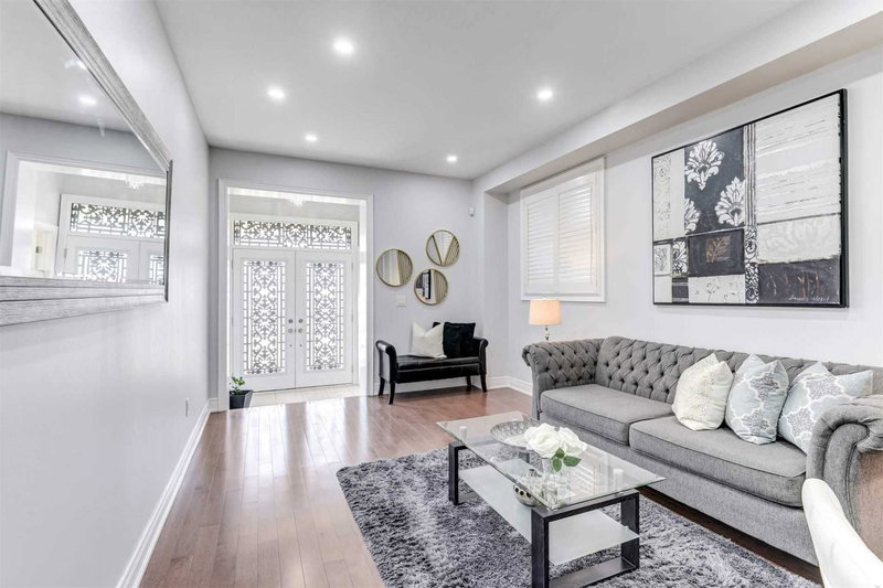 27 Blackstone River Dr, Brampton, L6R3V5 | Image 2