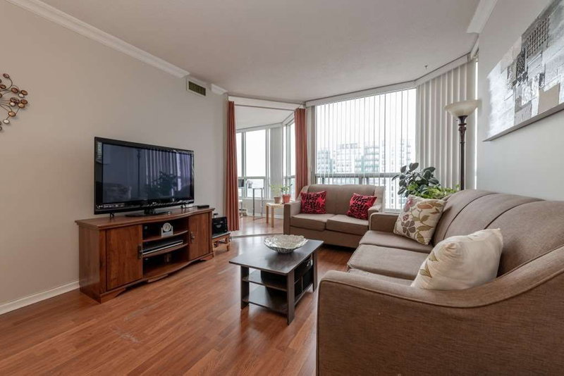 1706 - 4470 Tucana Crt, Mississauga, L5R3K8 | Image 3