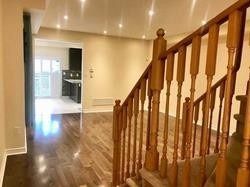 866 Francine Cres, Mississauga, L5V0E2 | Image 3