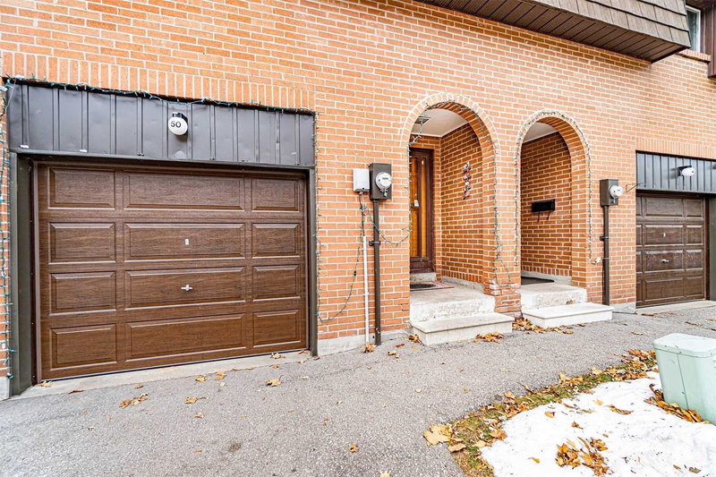 50 Darras Crt, Brampton, L6T1W7 | Image 2