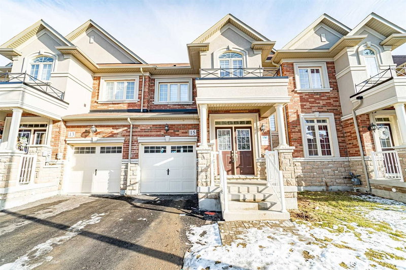 15 Hines St, Brampton, L7A4X5 | Image 2