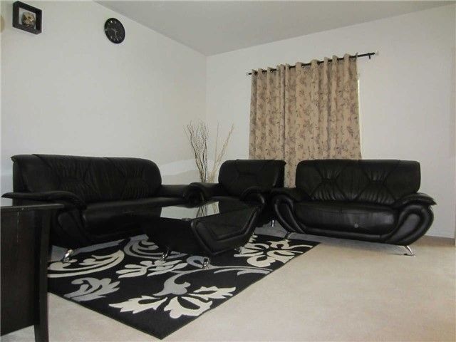 42 Flurry Circ, Brampton, L6X0S8 | Image 2