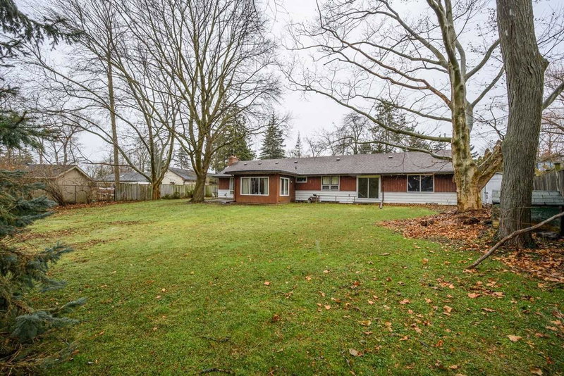 415 Country Club Cres, Mississauga, L5J 2P9 | Image 3