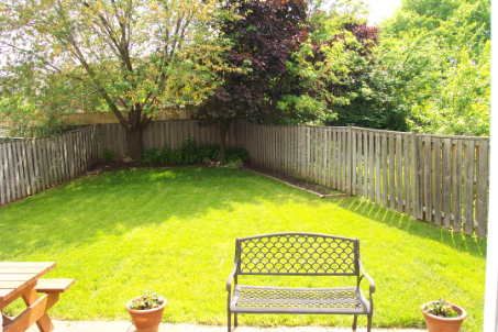 6328 Martel Crt, Mississauga, L5N3H6 | Image 3