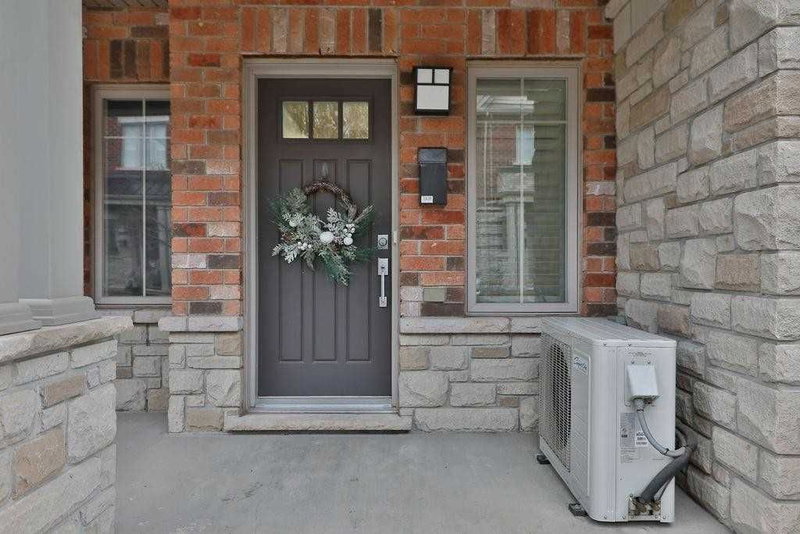 17 - 362 Plains Rd E, Burlington, L7T 0A4 | Image 2