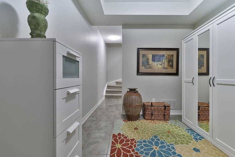 17 - 362 Plains Rd E, Burlington, L7T 0A4 | Image 3