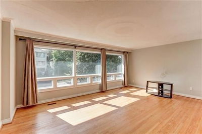 10 Shand Ave, Toronto - Kingsway South image-0-2