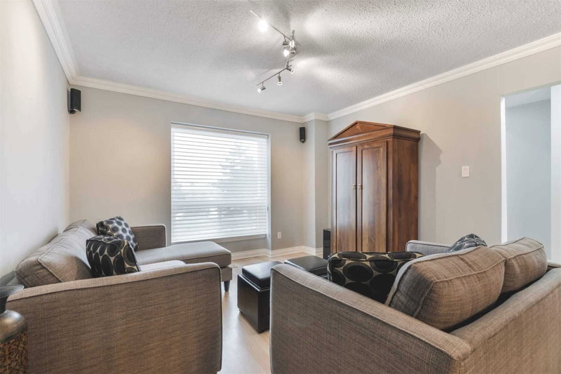 51 Mcmullen Cres, Brampton, L6S3M2 | Image 3