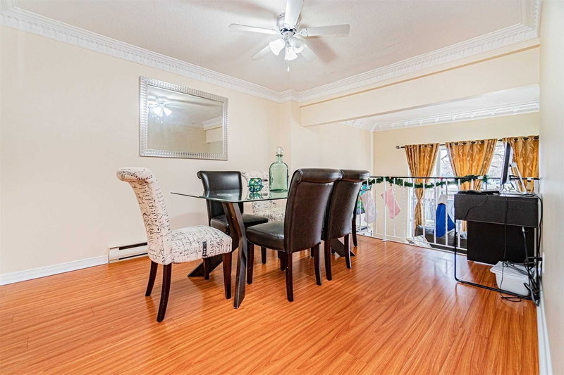 50 Darras Crt, Brampton, L6T1W7 | Image 3