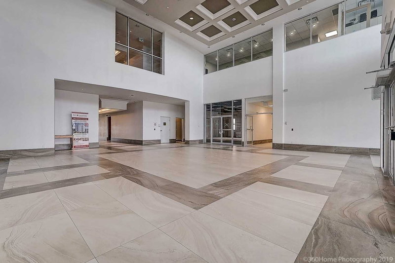 301 - 218 Export Blvd, Mississauga, L5S1Y9 | Image 2