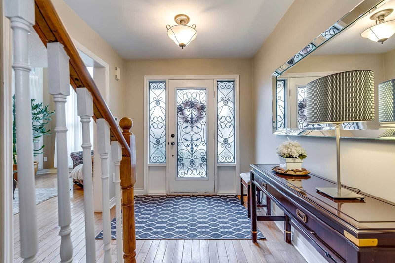 2144 Grand Ravine Dr, Oakville, L6H6B4 | Image 3