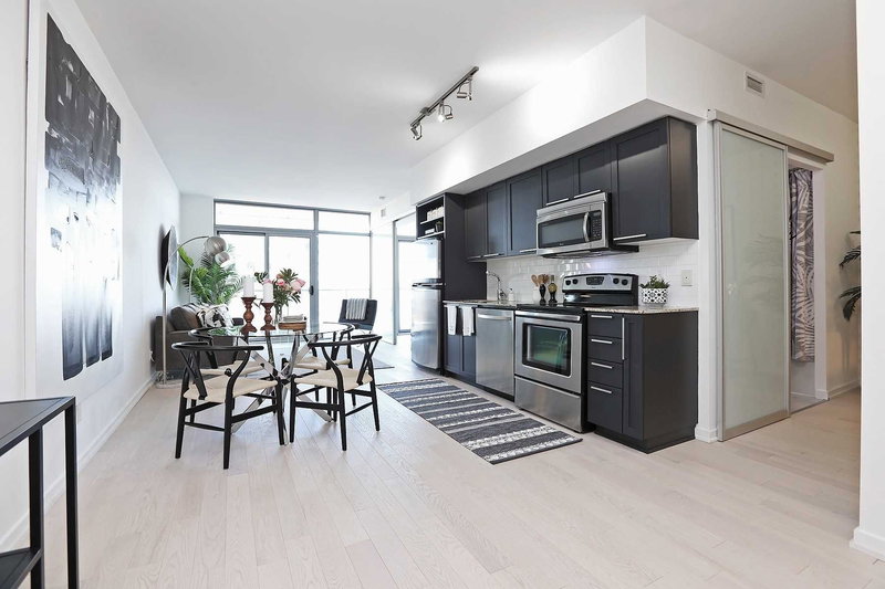 1915 - 103 The Queensway Ave, Toronto, M6S5B3 | Image 3