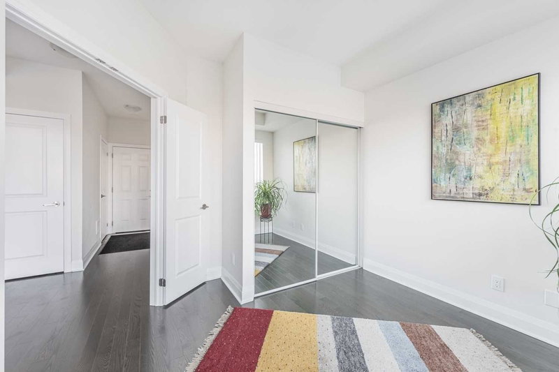 4 - 90 Little Creek Rd, Mississauga, L5R0E9 | Image 2