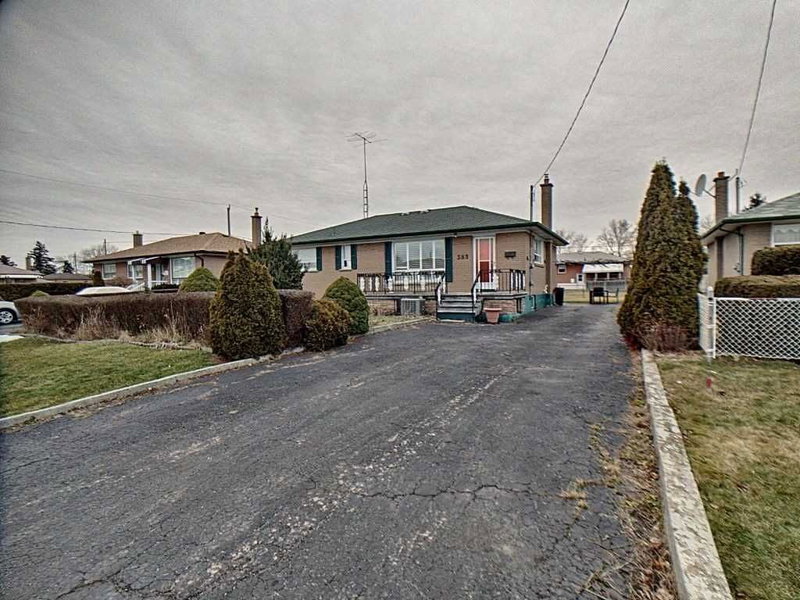 383 Wadsworth St, Oakville, L6K2A2 | Image 2