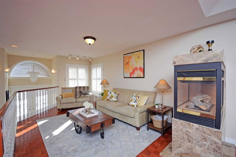 63 Rolling Hills Lane, Caledon, L7E1T8 | Image 2