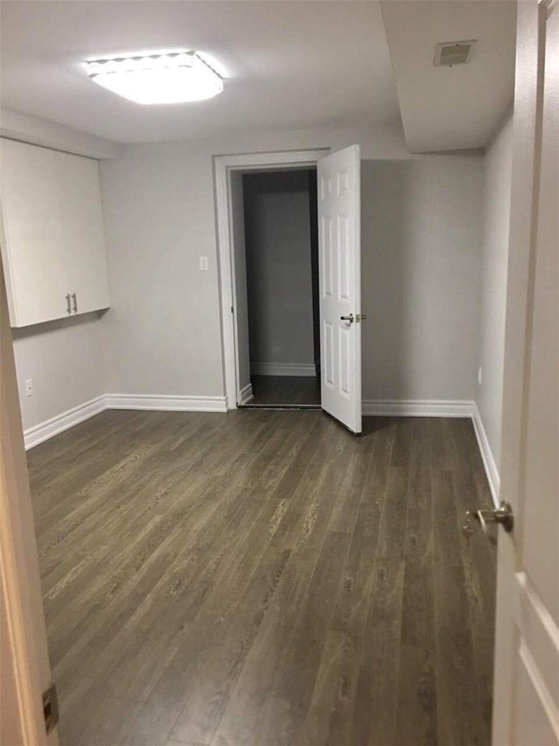 Bsmt - 11 Oxendon Rd, Brampton, L7A4M4 | Image 3