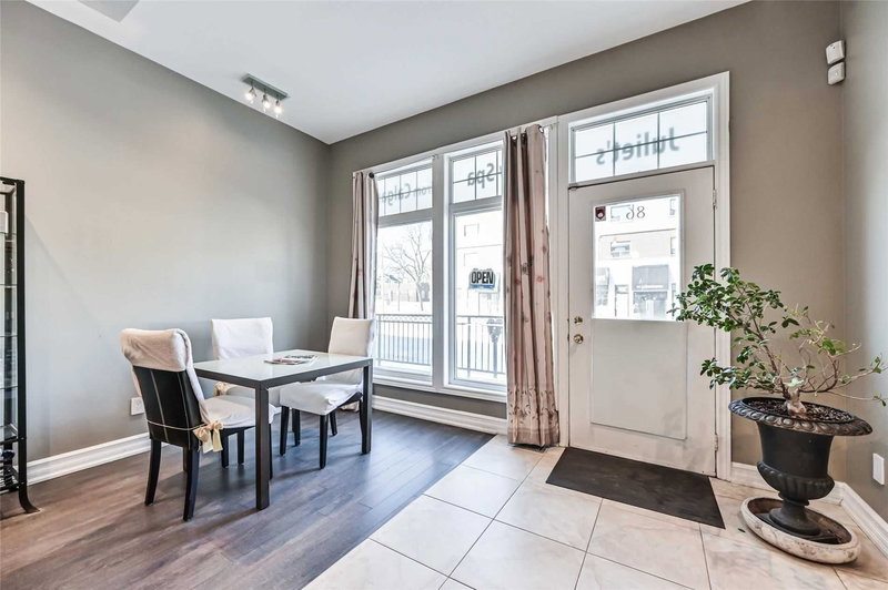 86 Lakeshore Rd W, Oakville, L6K1E1 | Image 3