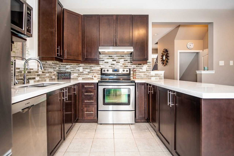 464 Dymott Ave, Milton, L9T7V1 | Image 3