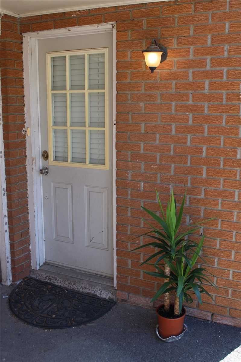 2 - 3301 Tallmast Cres, Mississauga, L5L1K1 | Image 2