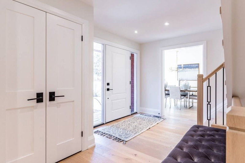 511 Coleen Dr, Oakville, L6J6A4 | Image 2