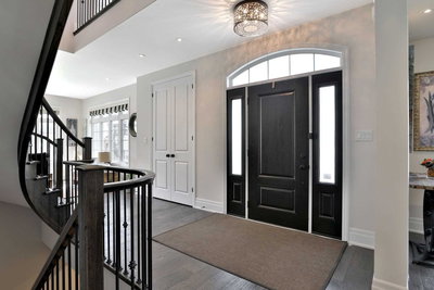 175 Mcwilliams Crescent, Oakville, Ontario image-0-2