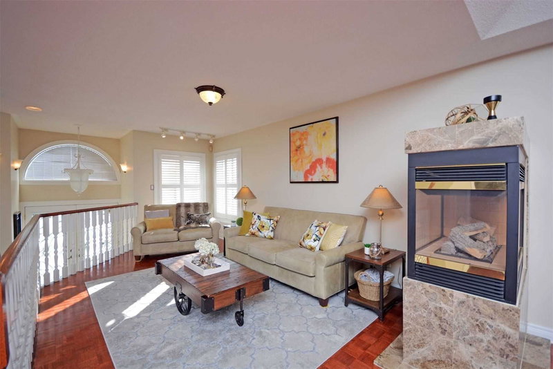 63 Rolling Hills Lane, Caledon, L7E1T8 | Image 2