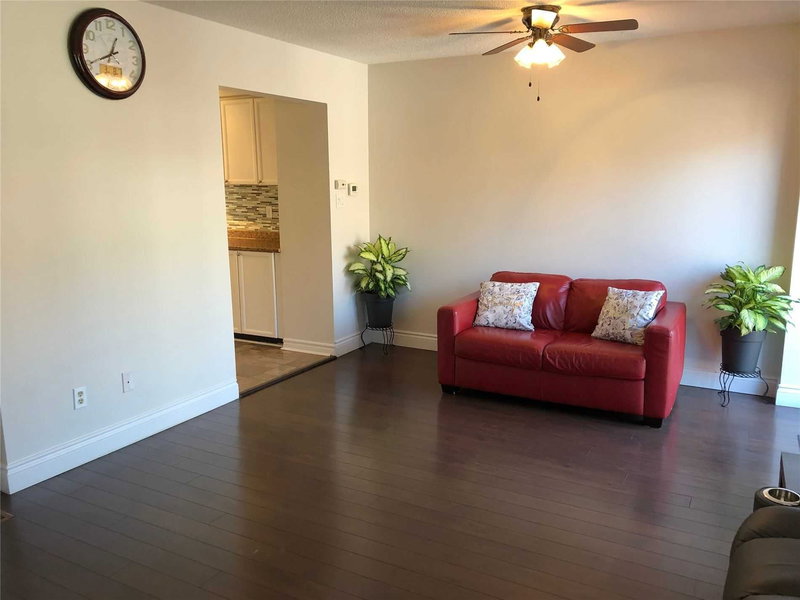 3 Mullis Cres, Brampton, L6Y4T3 | Image 3