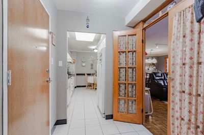 Unit 1603 — 716 The West Mall, Toronto - Eringate-Centennial-West Deane image-0-3
