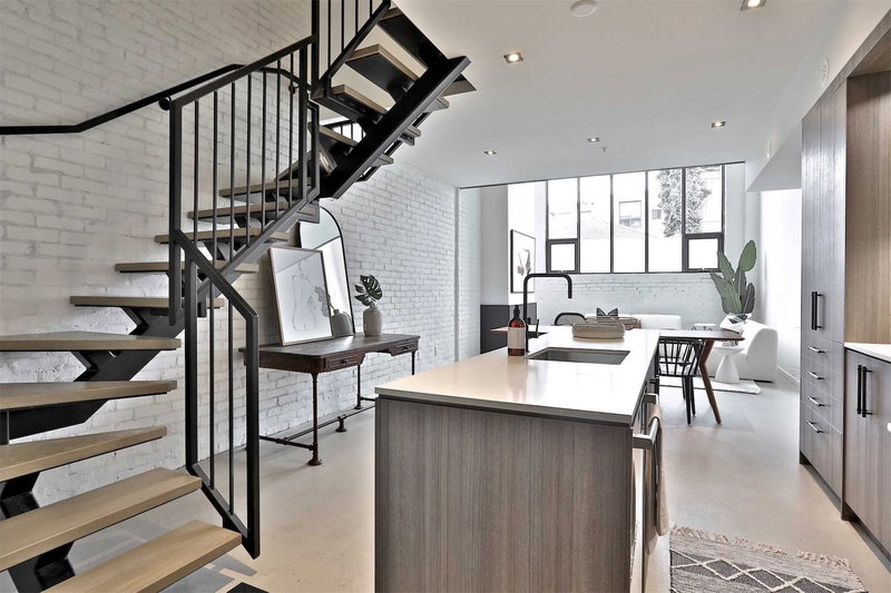 7 - 50 Bartlett Ave, Toronto, M6H3E6 | Image 2