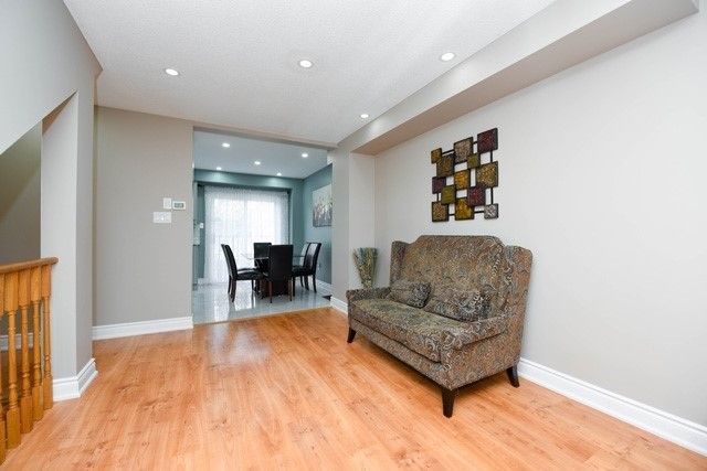 Townhouse sold at 26-1480 Britannia Road, Mississauga, Northeast, L5V2K4 - MLS: W4726423
