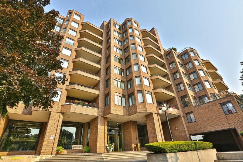 201 - 100 Lakeshore Rd E, Oakville, L6J6M9 | Image 2