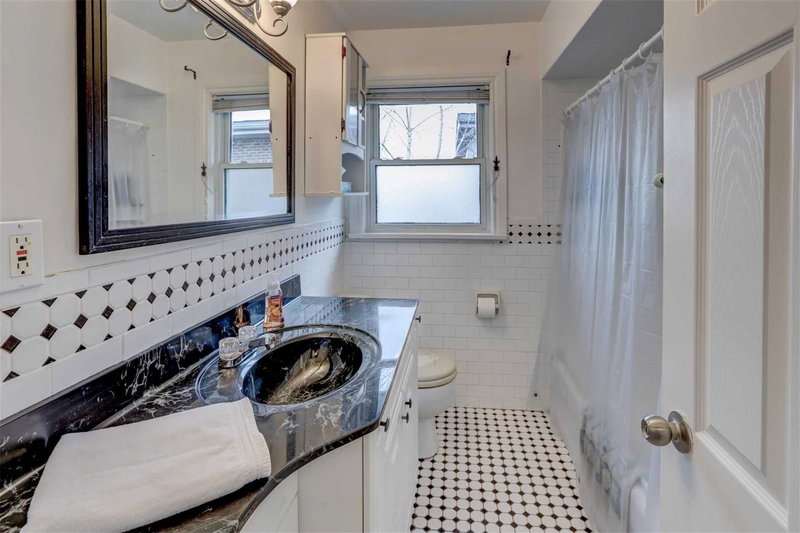 156 The Westway, Toronto, M9P2C1 | Image 3