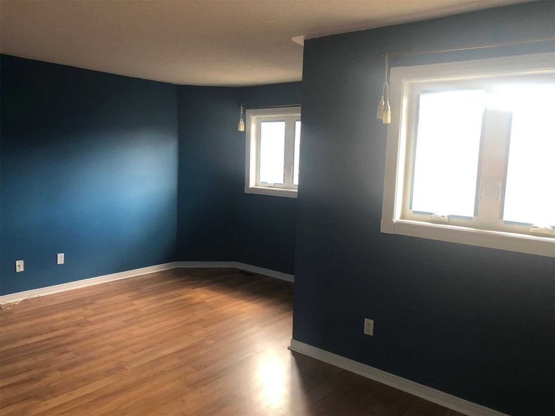 334 Perry Rd, Orangeville, L9W 4Z1 | Image 2