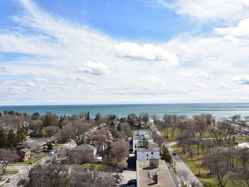 1301 - 3865 Lake Shore Blvd W, Toronto, M8W1R4 | Image 2