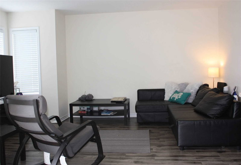 48 Donlamont Circ, Brampton, L7A4T5 | Image 3