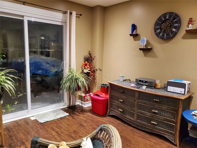 17 Hallcrown Crt, Brampton - Central Park image-0-2