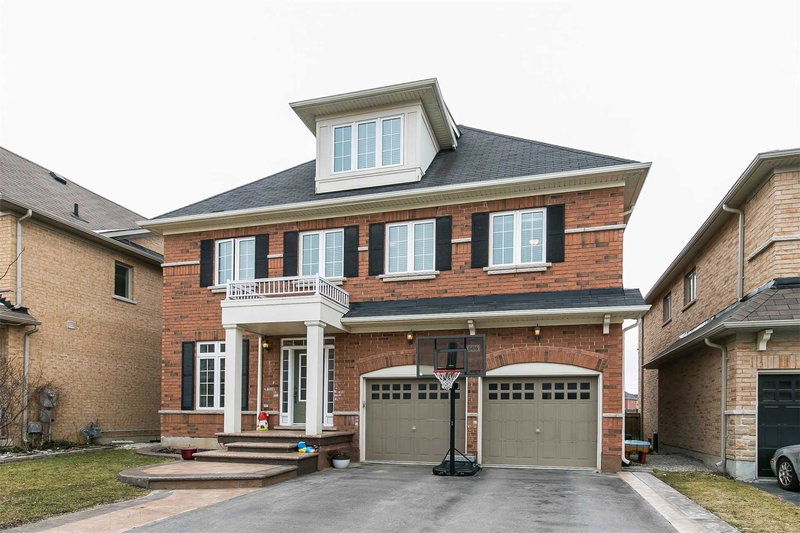 606 Nairn Circ, Milton, L9T7X6 | Image 3