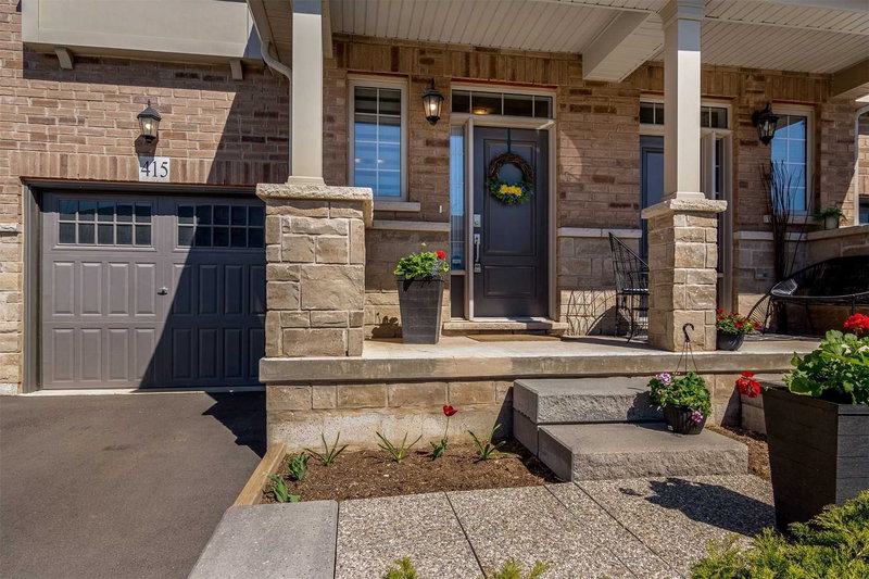 415 Wheat Boom Dr, Oakville, L6H0R3 | Image 2