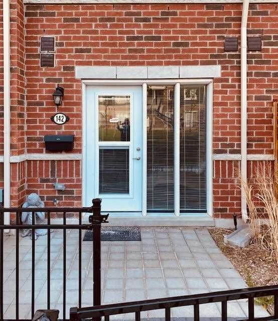 142 - 250 Sunny Meadow Blvd, Brampton, L6R3Y7 | Image 2