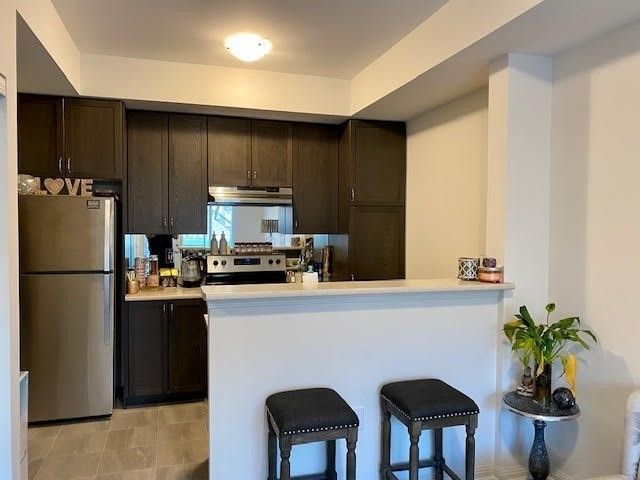 142 - 250 Sunny Meadow Blvd, Brampton, L6R3Y7 | Image 3