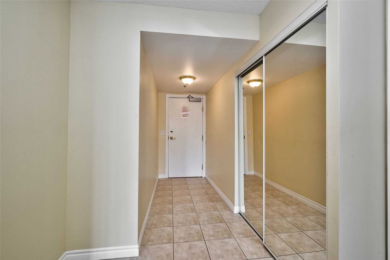 1301 - 100 Burloak Dr, Burlington, L7L6P6 | Image 3